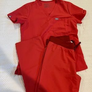 Figs small scrub set